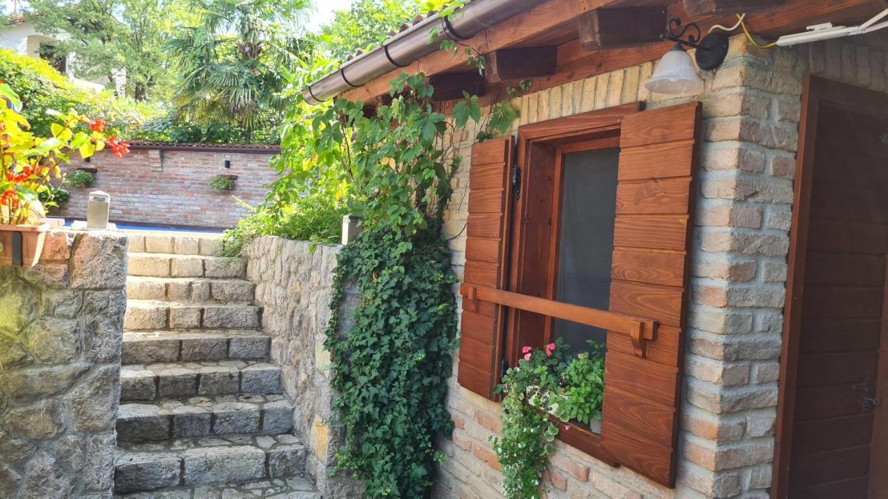 Villa Amalia Apartments Malinska Exterior photo